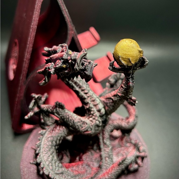 CUSTOM Dragon Phone Stand - Choose your own Colors! Handpainted/ 3d Printer) - Picture 3 of 3
